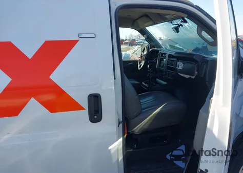 2020 Chevrolet Express Cargo Rwd 2500 Regular Wheelbase Wt z USA, uszkodzony, nr VIN 1GCWGAF18L1271804